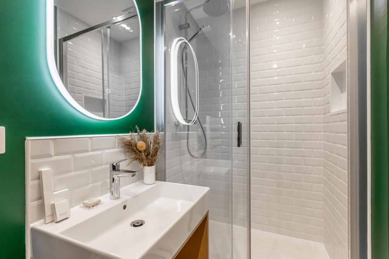 Sweett - Le Montmartre Apartment Paris Bagian luar foto