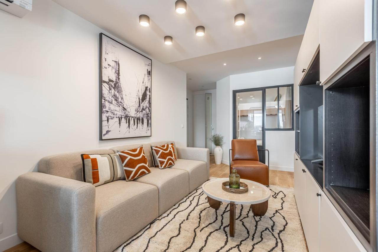 Sweett - Le Montmartre Apartment Paris Bagian luar foto